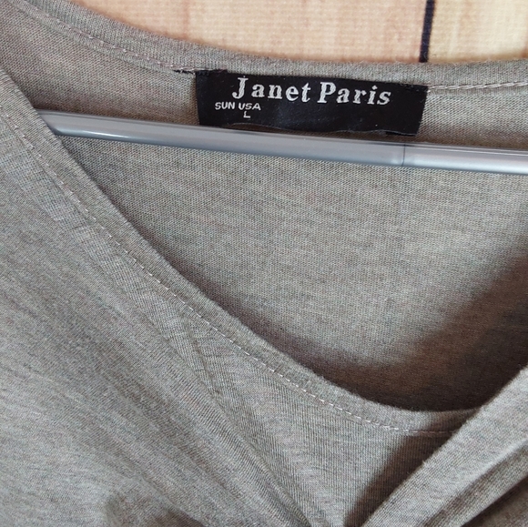 Janet Paris Gray Sleeveless Twisted Front Tiered Skirt Dress With Dual Material - Picture 3 of 9